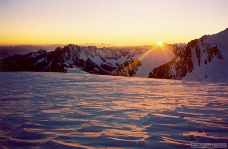 2002-08 Mt Blanc 314-36 Ix.jpg